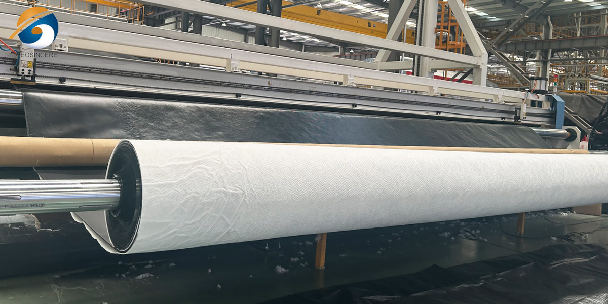 Geomembrana Reforçada com Geossintéticos GEOSINCERE Geomembrana Reforçada com Geossintéticos GEOSINCERE