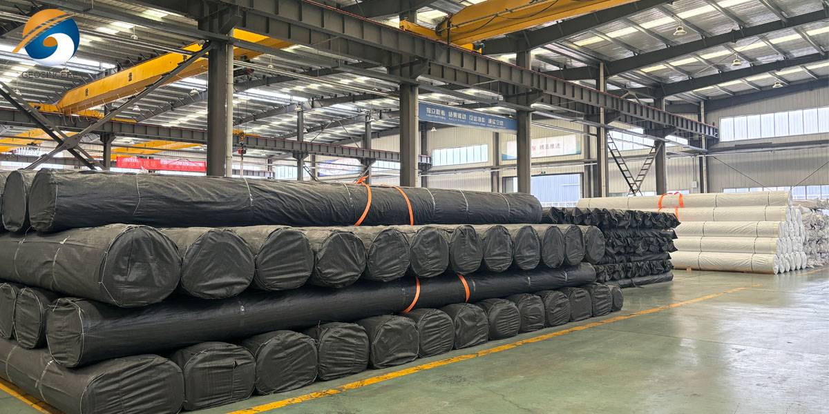 بطانة GEOSINCERE Geosynthetics 80 Mil HDPE بطانة GEOSINCERE Geosynthetics 80 Mil HDPE