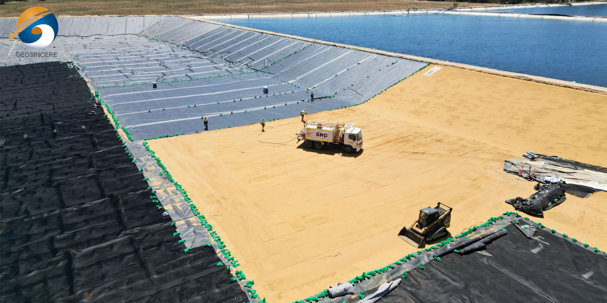 Revestimento geomembranar para impermeabilização de lagoas