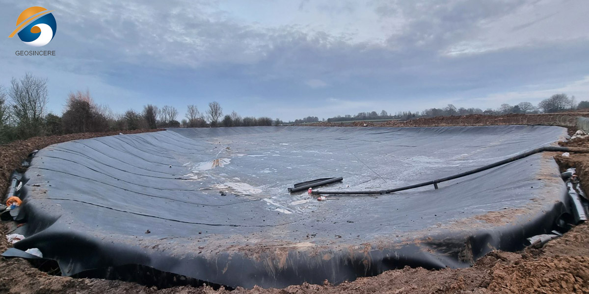 Revestimento para barragem de armazenamento de água Revestimento para barragem de armazenamento de água